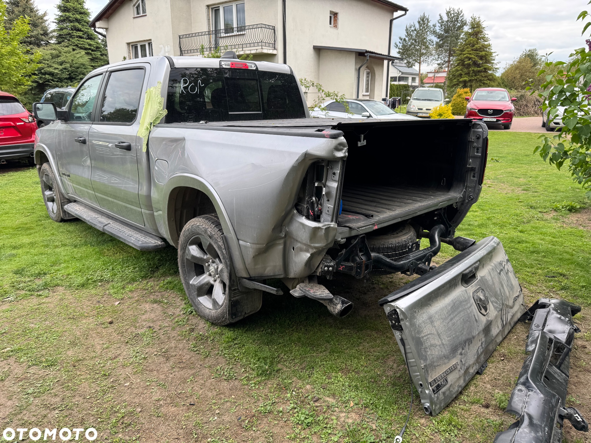 Dodge RAM 1500 5.7 4x4 - 12