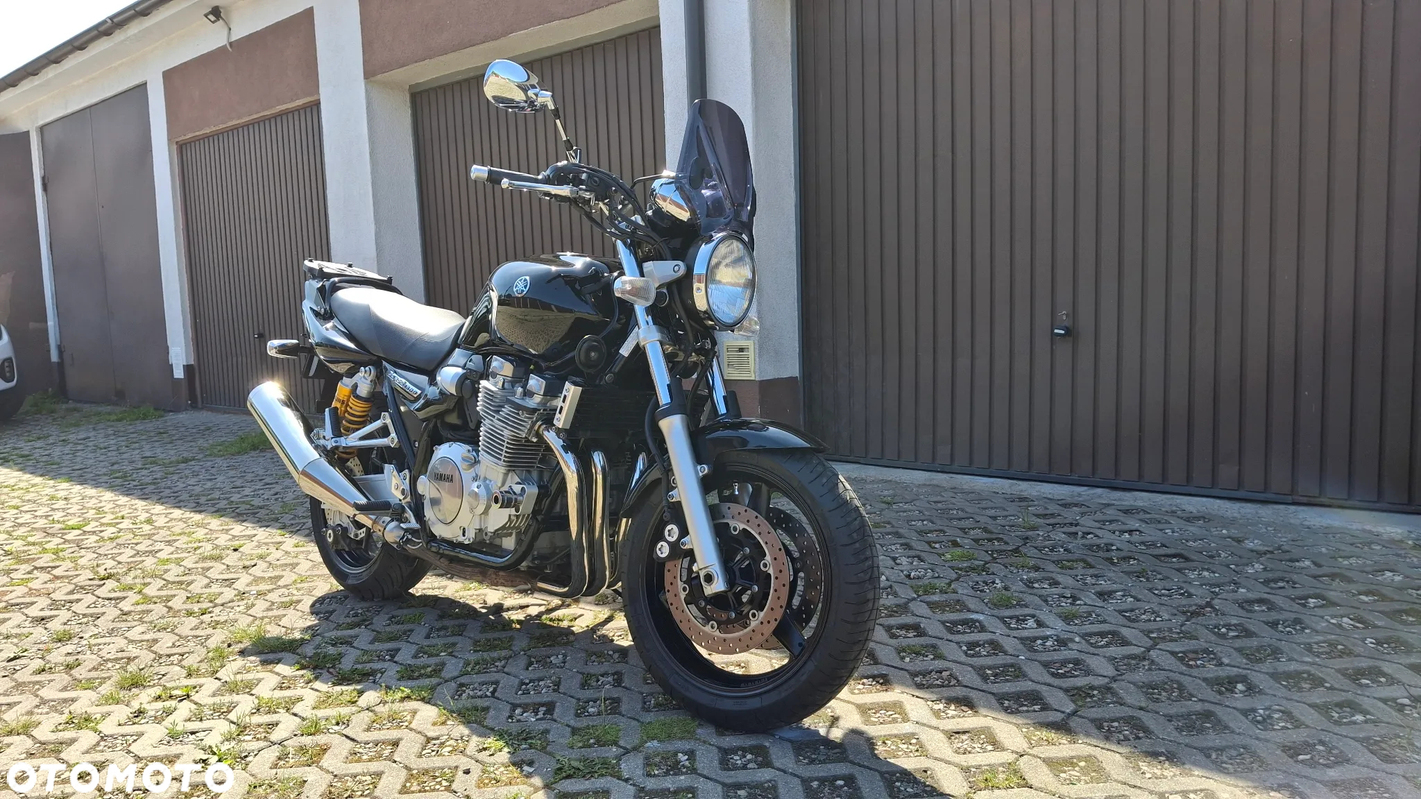 Yamaha XJR - 5