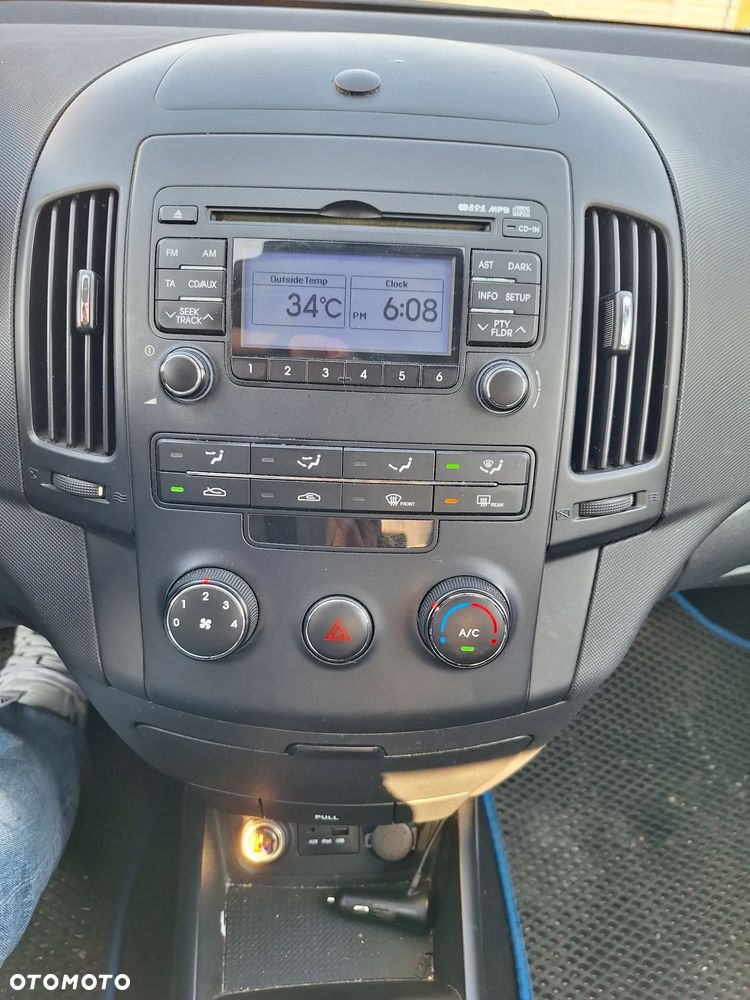 Hyundai i30 1.4 FIFA WM Edition - 23