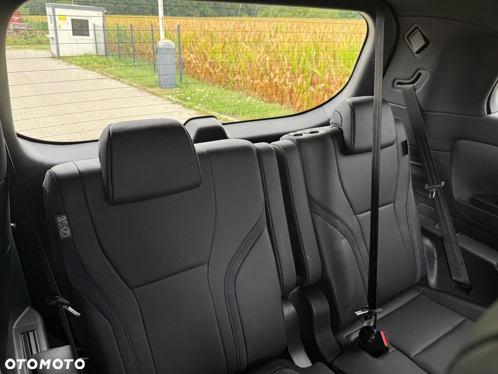 Lexus LM 350h Prestige - 21