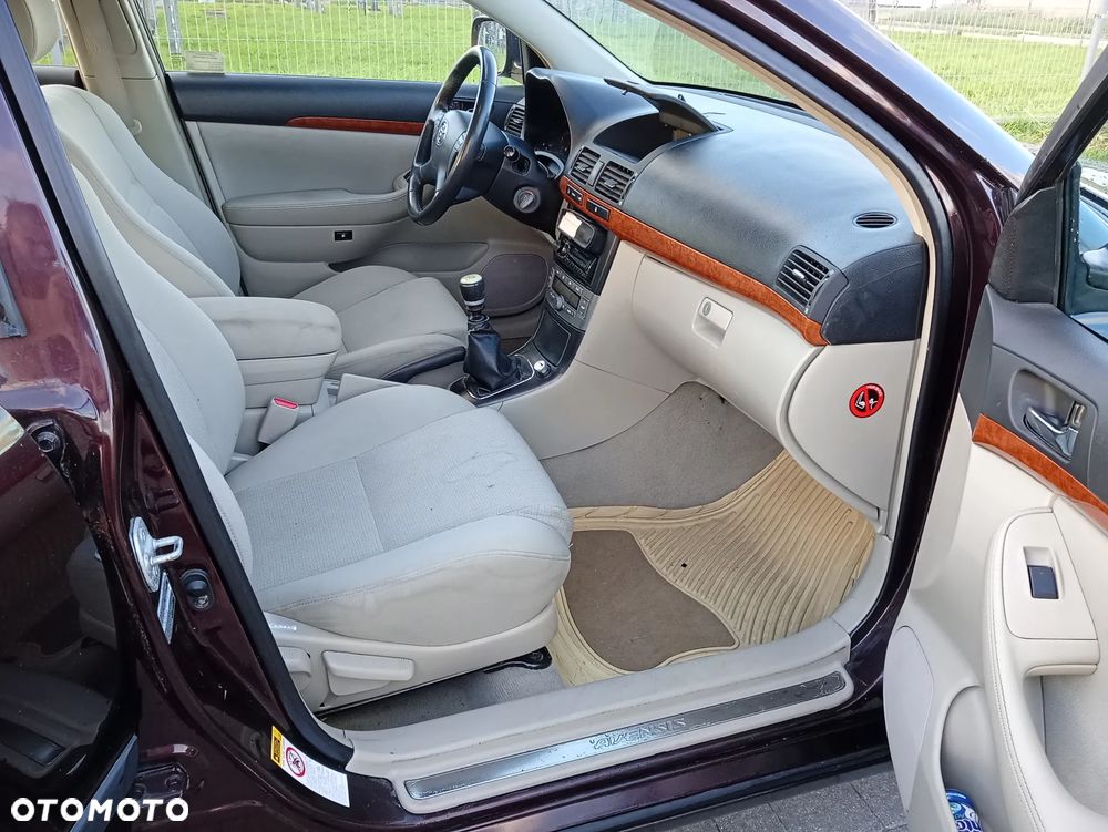 Toyota Avensis 2.2 D-4D Prestige Platinium - 20