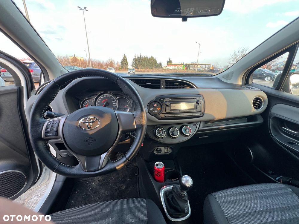 Toyota Yaris 1.33 Active EU6 - 11