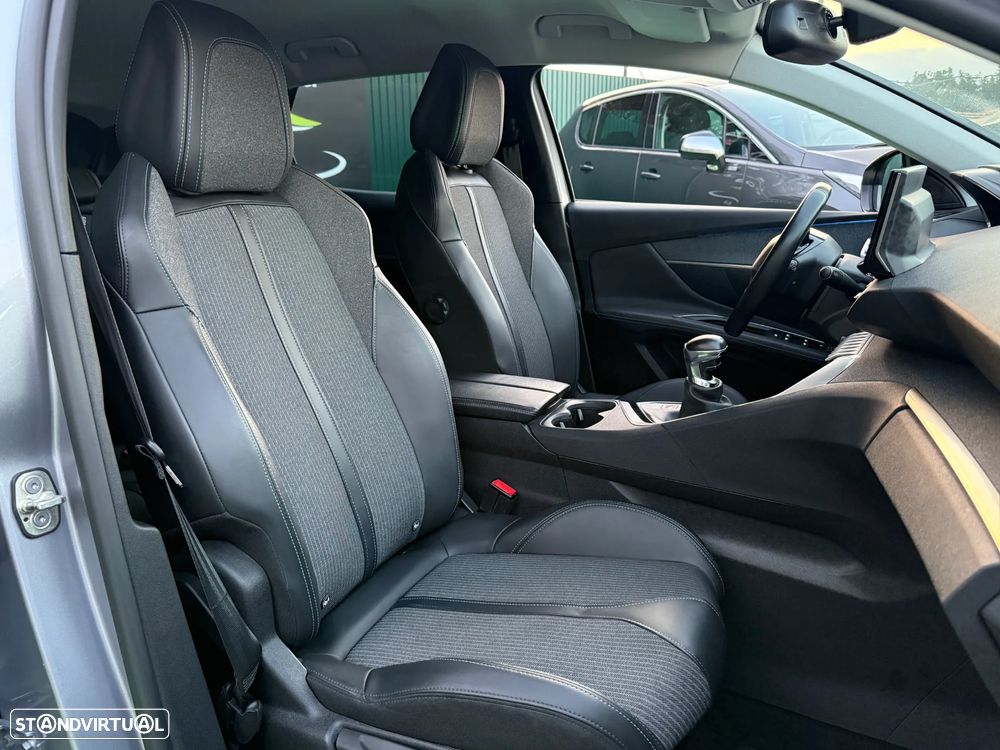 Peugeot 3008 1.5 BlueHDi Allure Pack - 27