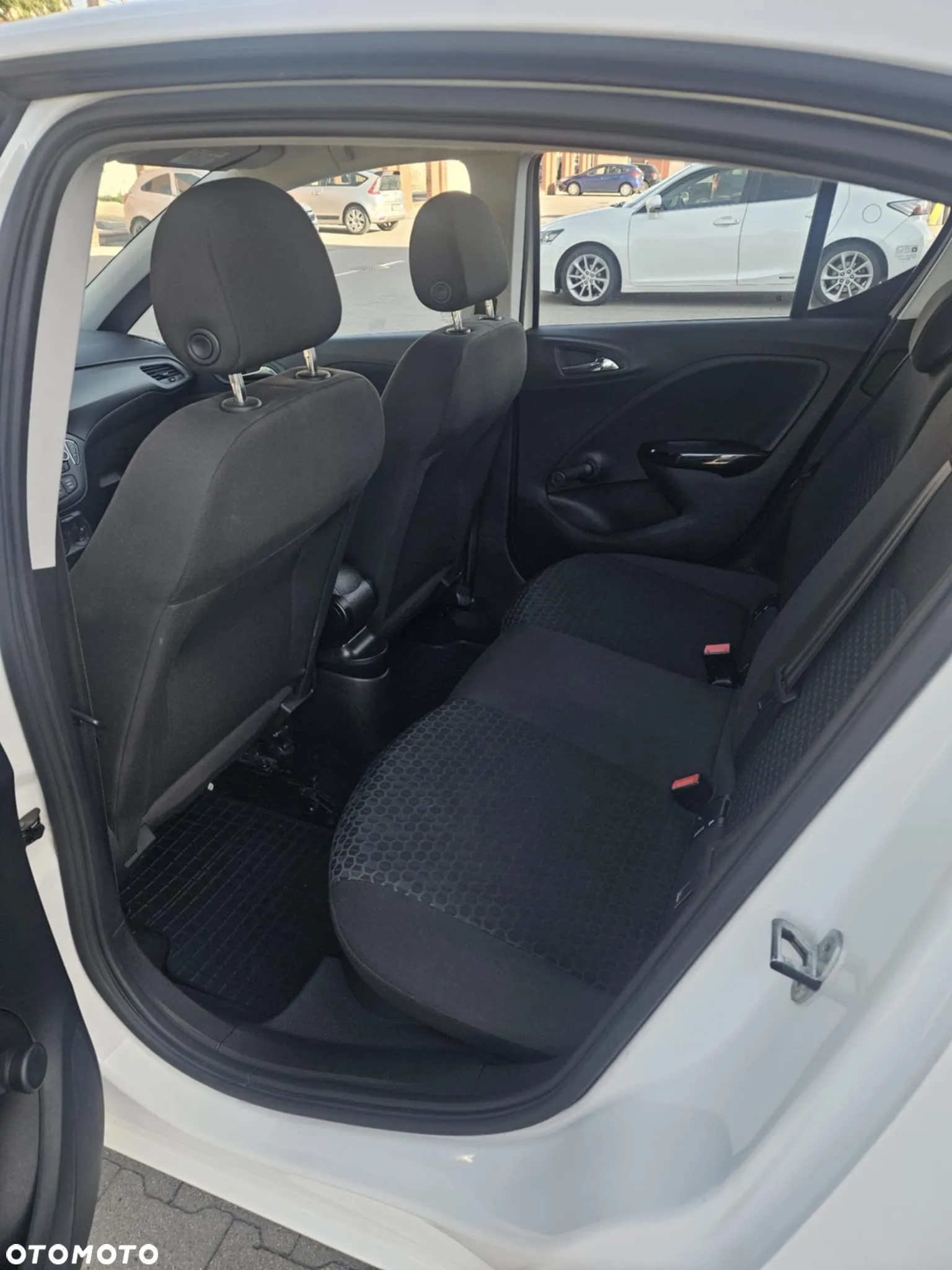 Opel Corsa 1.4 Enjoy - 15