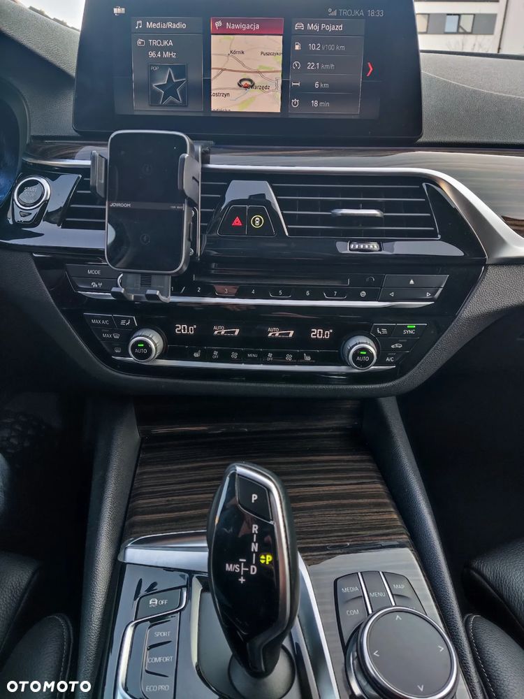 BMW Seria 5 520d xDrive Sport Line sport - 27