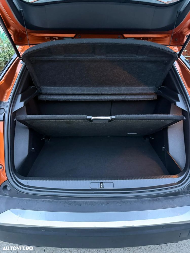 Peugeot 2008 PureTech 100 Stop&Start Allure Pack - 11