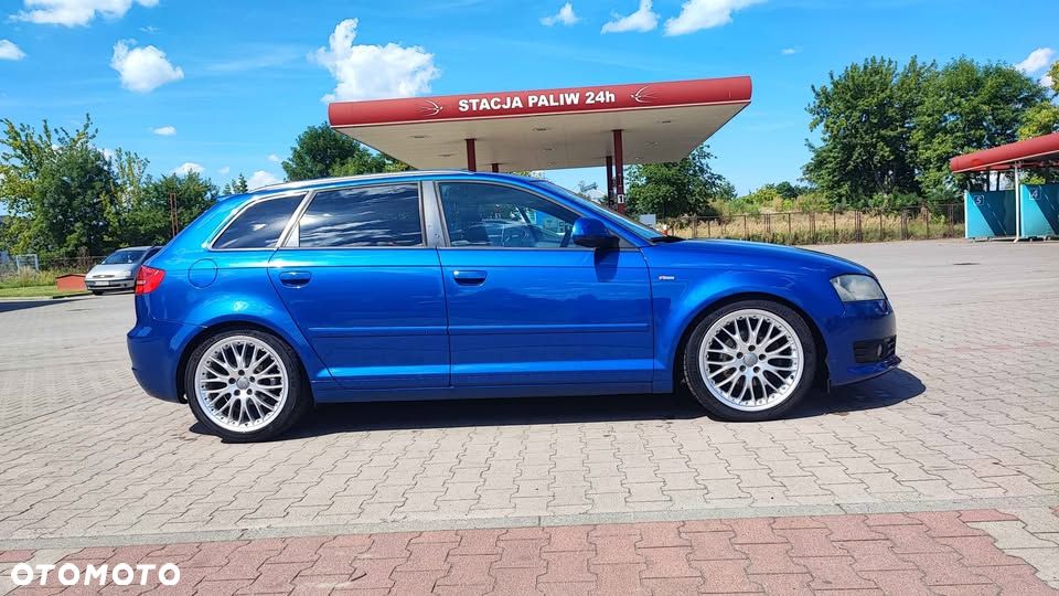 Audi A3 Sportback - 12