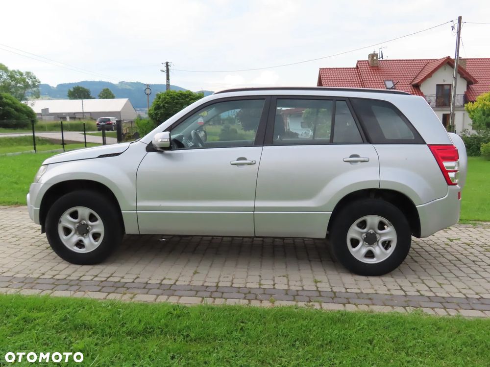 Suzuki Grand Vitara 2.0 Comfort - 8