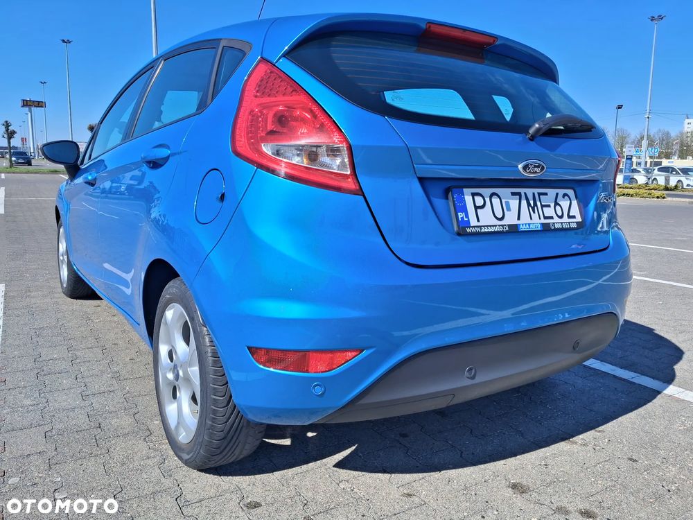 Ford Fiesta 1.4 Trend EU5 - 11