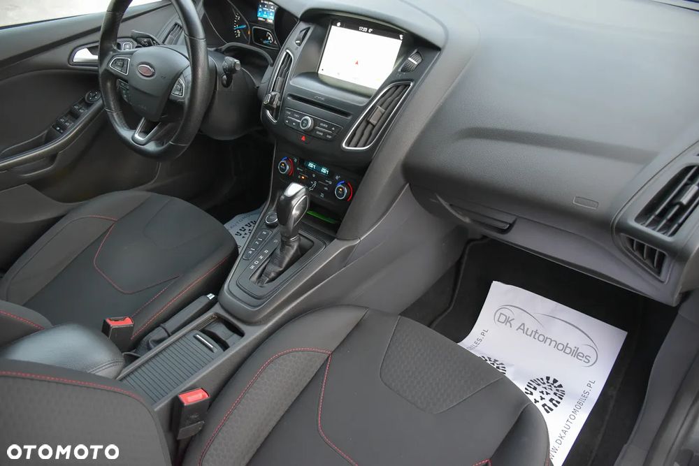 Ford Focus 1.5 EcoBoost ST-Line ASS PowerShift - 24