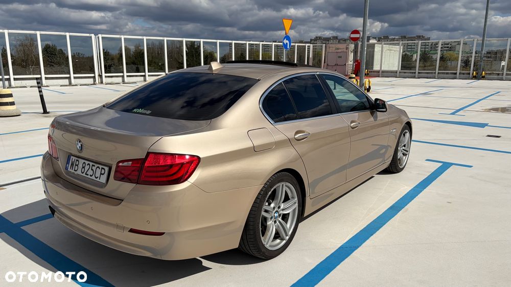 BMW Seria 5 525d - 4