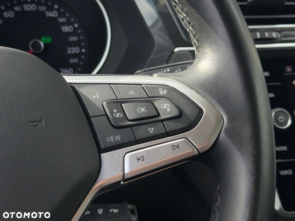 Volkswagen Tiguan - 17