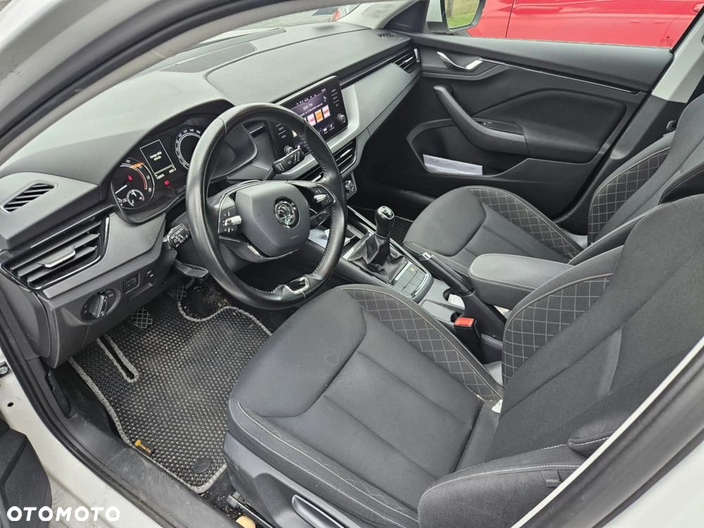 Skoda Scala 1.0 TSI Ambition - 4