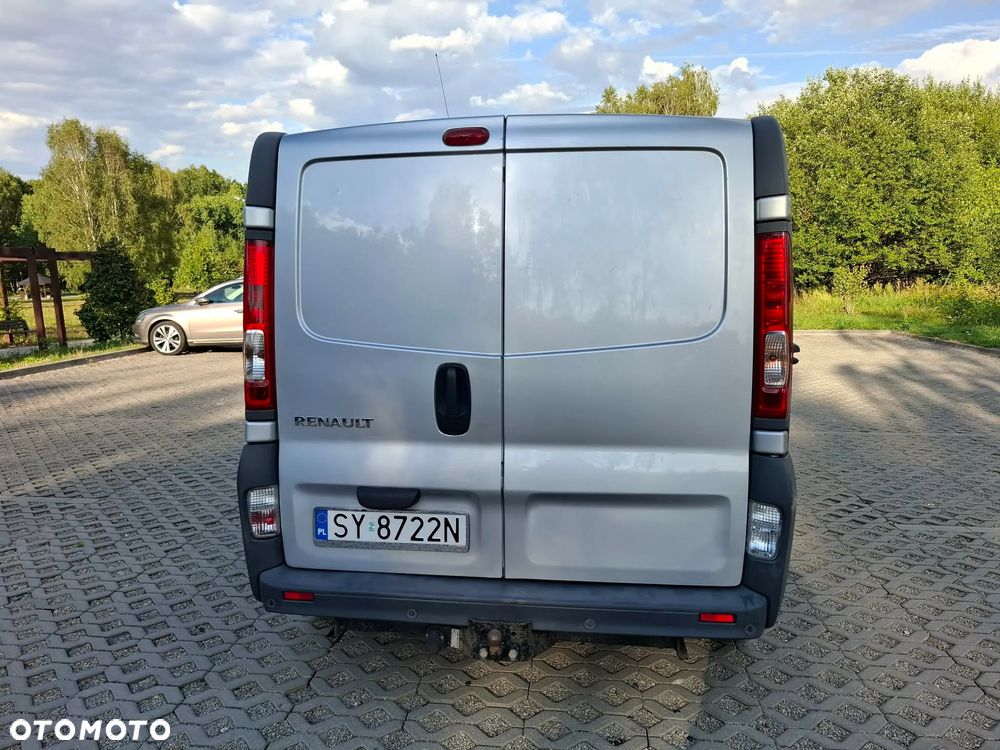Renault Trafic - 8
