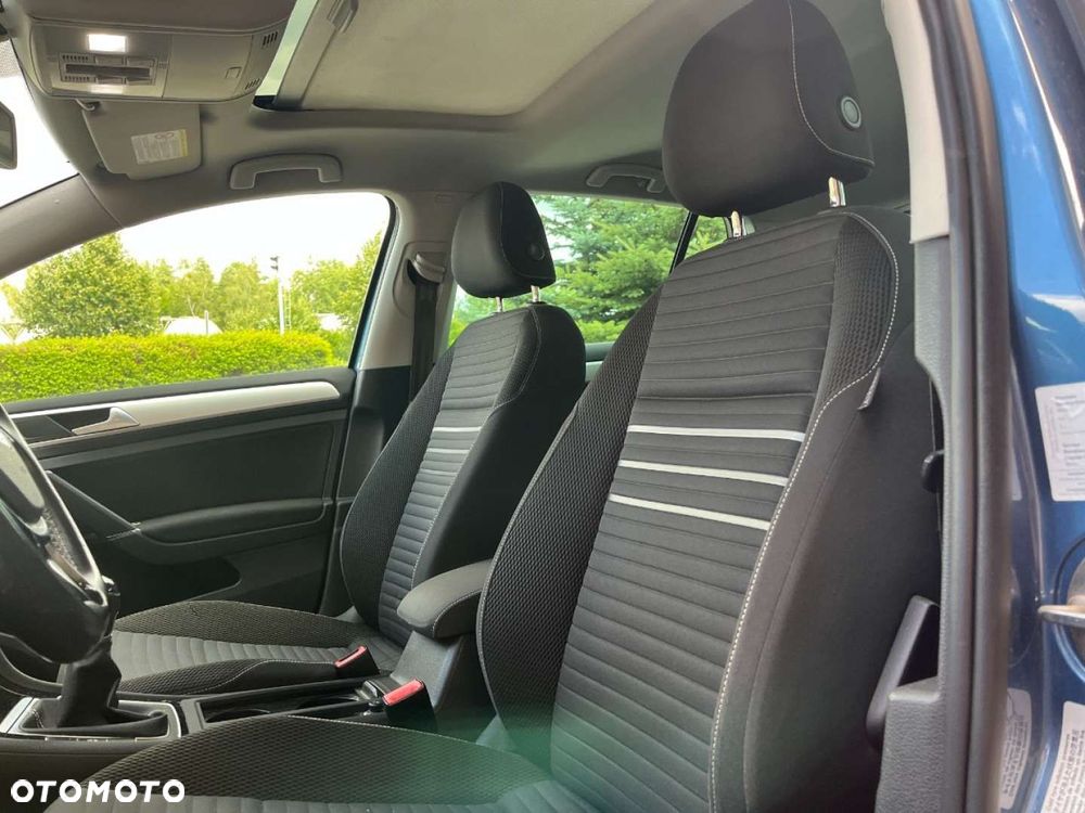 Volkswagen Golf 1.4 TSI BlueMotion Technology Cup - 24