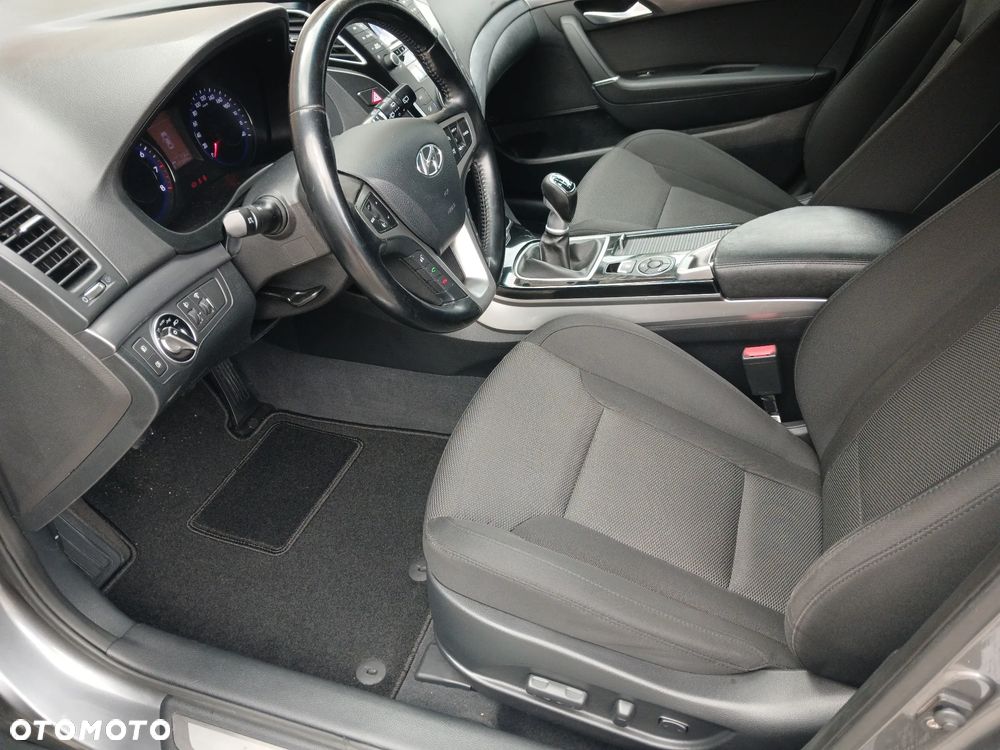 Hyundai i40 - 25