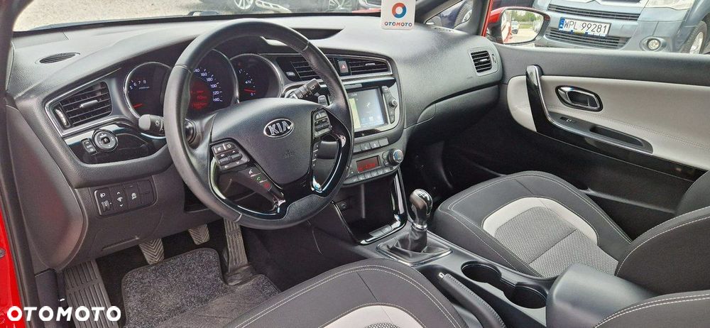 Kia ProCeed - 20