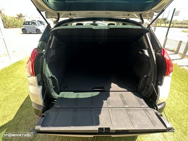 Peugeot 3008 1.6 BlueHDi Style EAT6 - 17