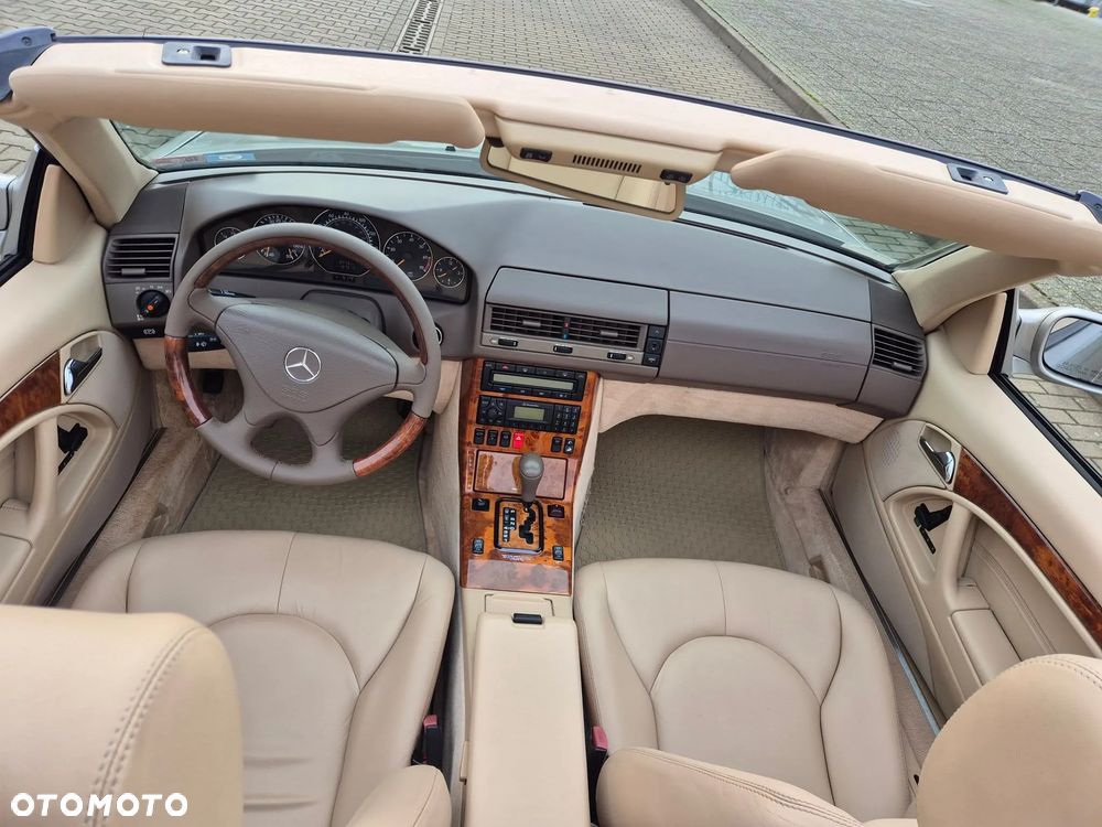 Mercedes-Benz SL 500 - 26