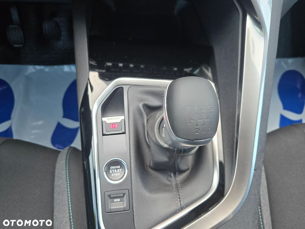Peugeot 3008 - 17