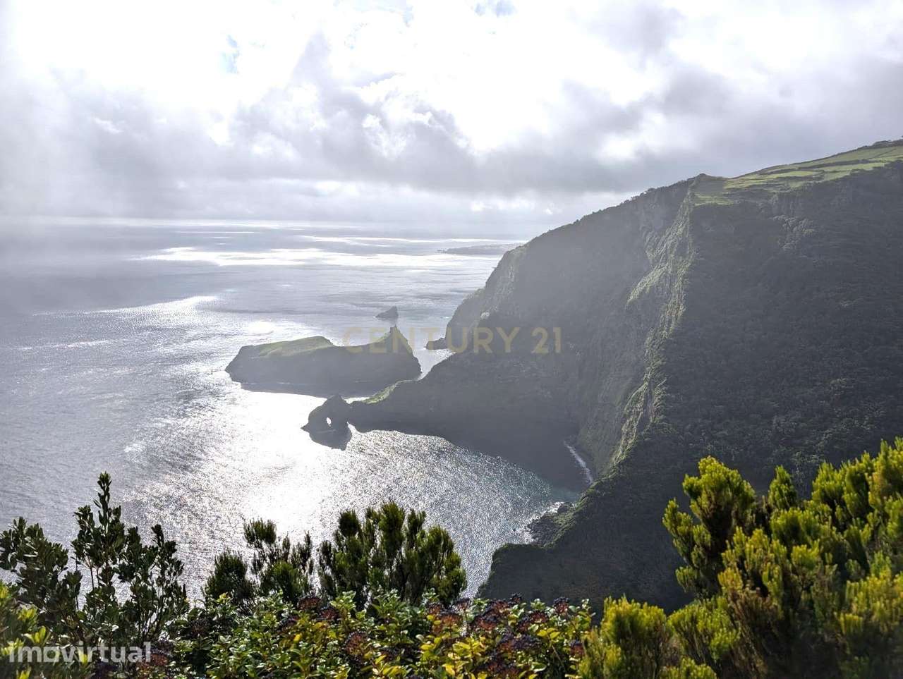 Ruína com vista deslumbrante para o mar – Ilha das Flores - Grande imagem: 5/10