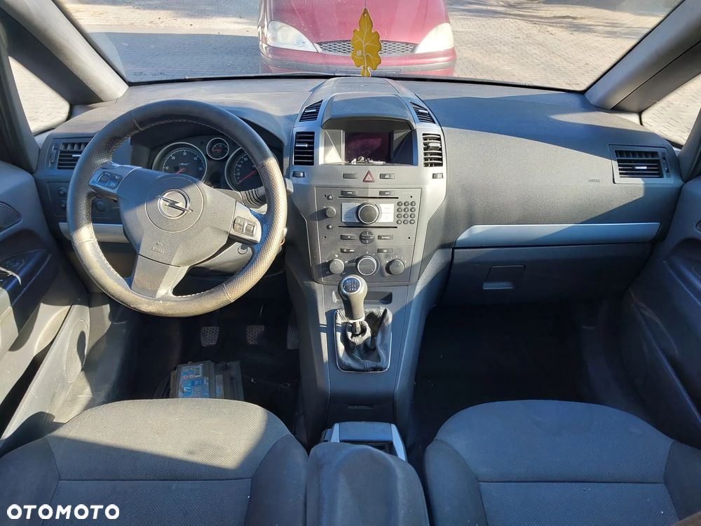 Opel Zafira B silnik kompletny 1.9 CDTI JTD 120KM wtryski pompa paliwa klimatyzacji wspomagania regulator alternator maglownica sprzęgło lewarek 6 biegów drzwi klapa błotnik lusterko kolor Z21B lampa reflektor przód przedni xenon przetwornica tył tylna hak holowniczy zestaw startowy sterownik stacyjka zamek zacisk hamulcowy deska rozdzielcza panel wyświetlacz boczek fotele mechanizm osłona manetki tempomat wykładzina podsufitka kierownica plastiki szyba NA CZĘŚCI WSZYSTKIE CZĘŚCI - 12