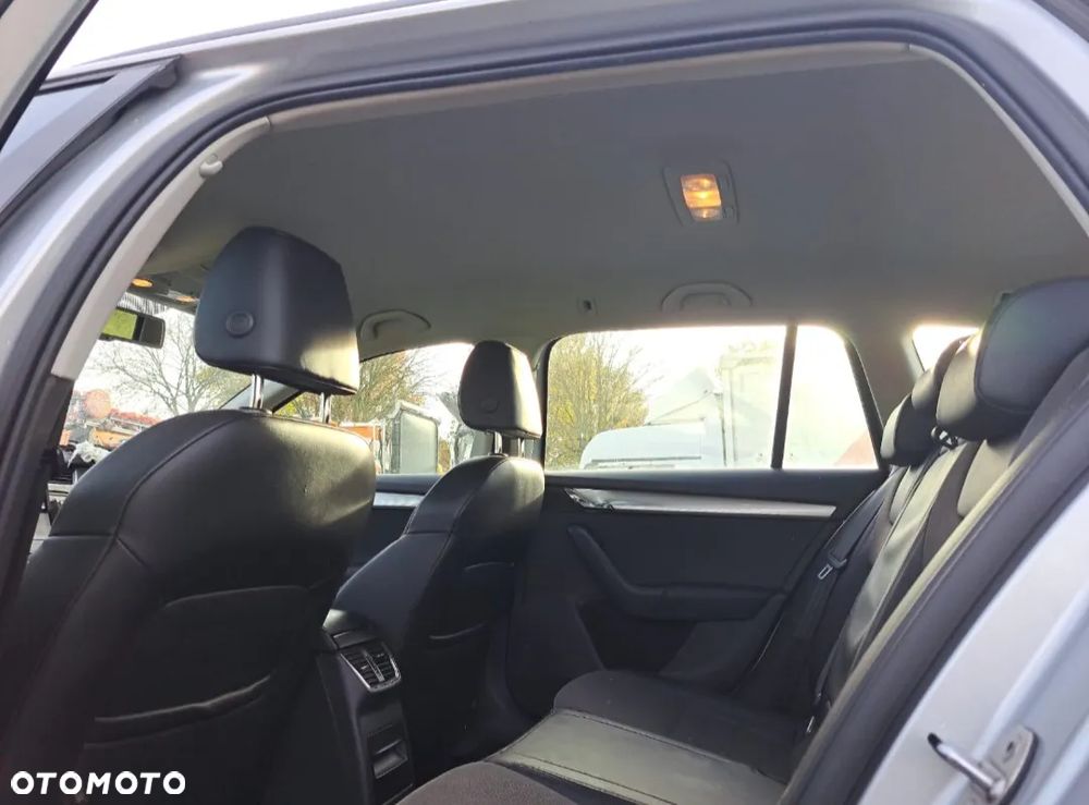 Skoda Octavia 2.0 TDI (Green tec) Ambition - 10