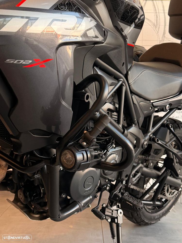 Benelli TRK 502 X - 2