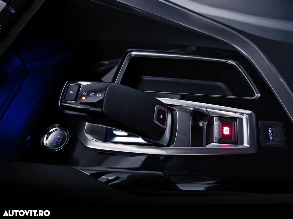 Peugeot 3008 PureTech 130 Stop & Start GPF EAT8 Allure - 10
