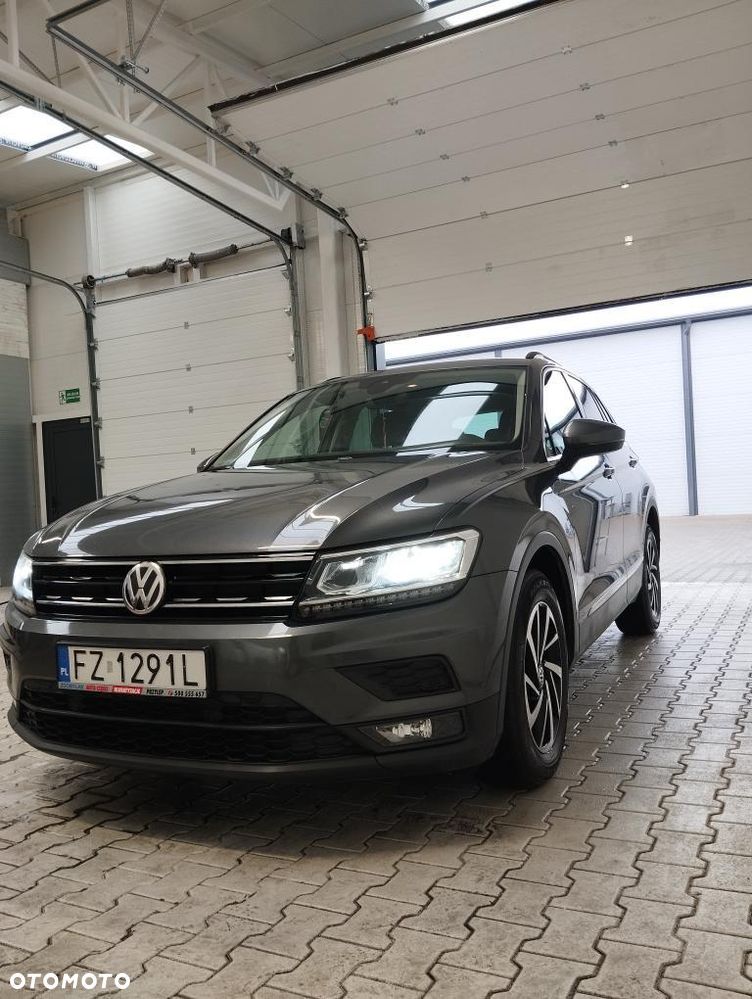 Volkswagen Tiguan - 3