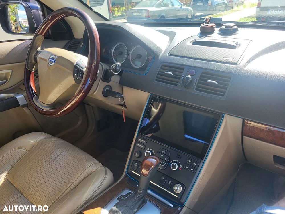 Volvo XC 90 D5 Geartronic Executive - 9