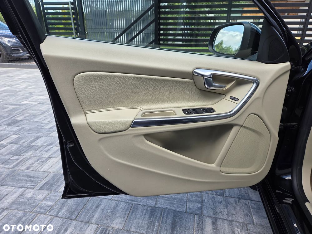 Volvo S60 - 32
