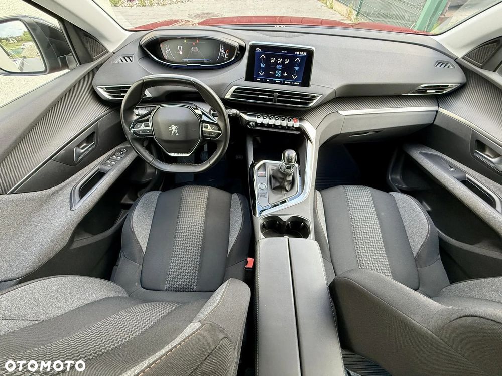 Peugeot 3008 1.2 PureTech Active Pack S&S - 33