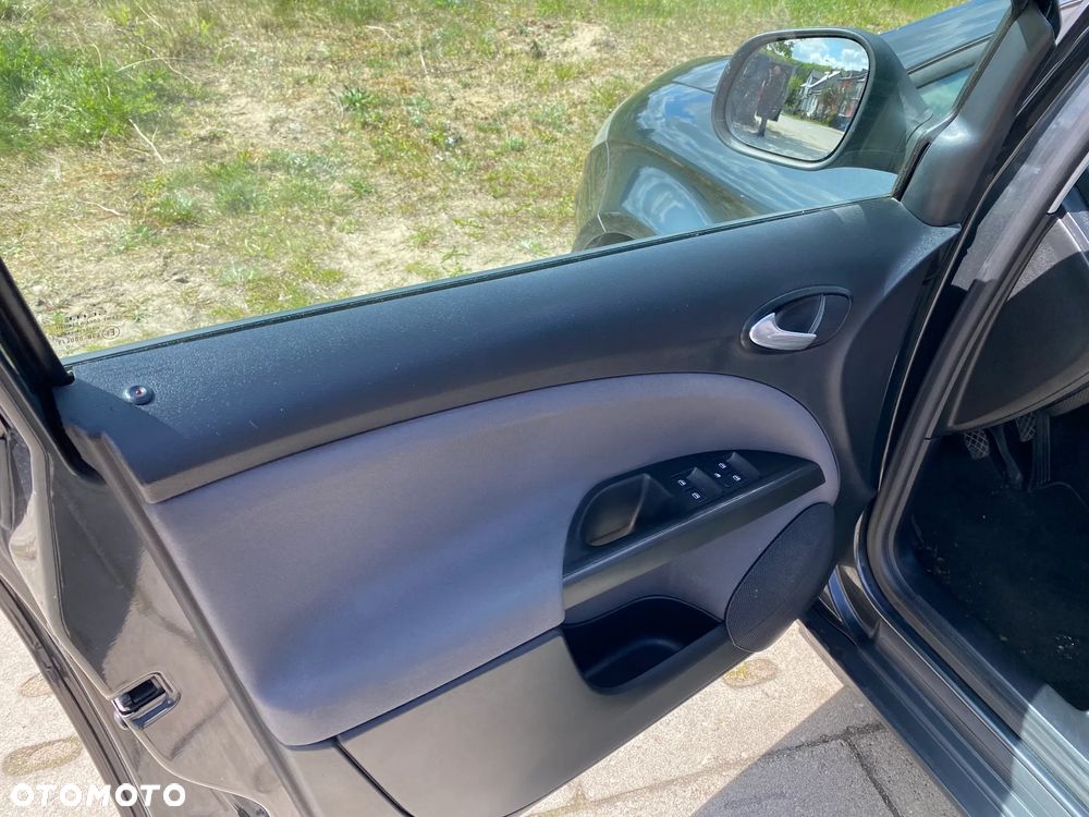 Seat Altea XL 1.9 TDI DPF Stylance - 19