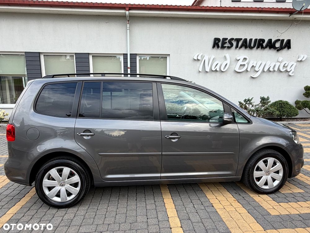 Volkswagen Touran 1.6 TDI DPF BlueMotion Technology DSG Trendline - 4