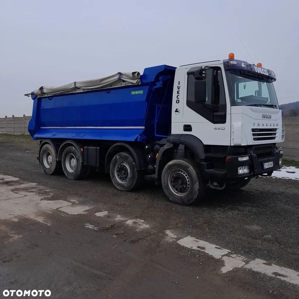 Iveco TRAKKER - 2