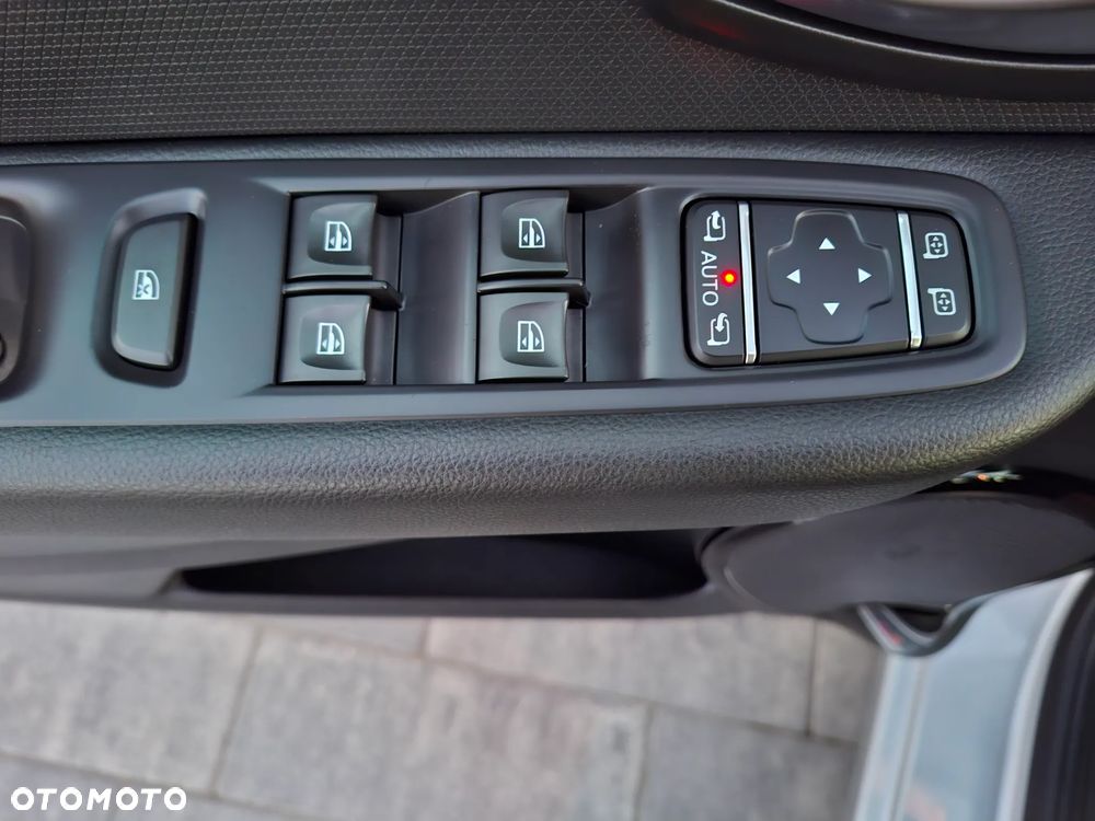 Renault Clio (Energy) TCe 90 Start & Stop LIMITED - 16