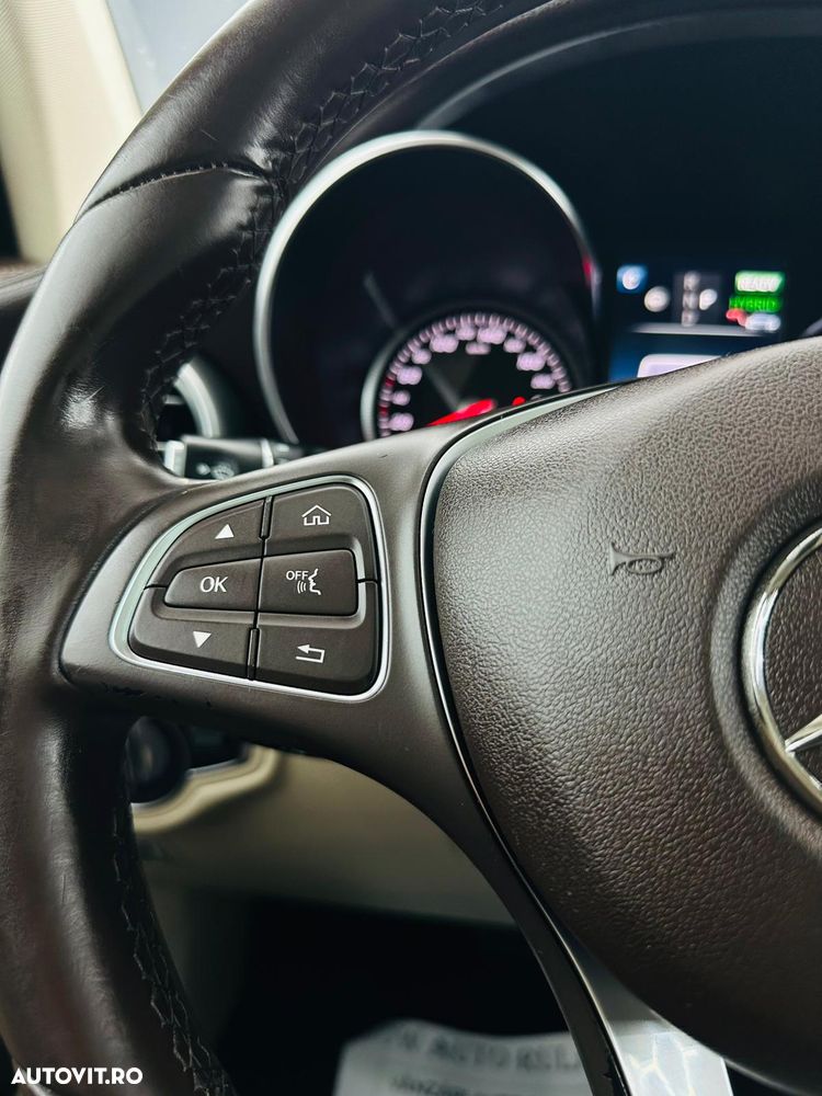 Mercedes-Benz GLC - 34