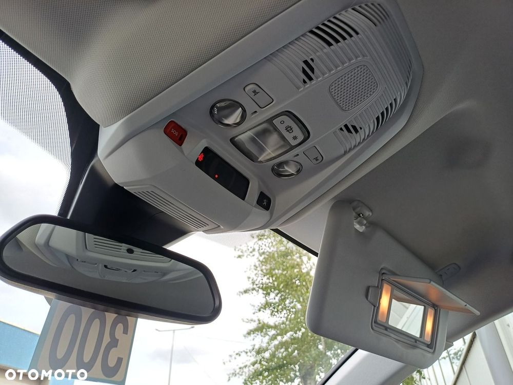 Peugeot 3008 1.5 BlueHDi Allure Pack S&S EAT8 - 27