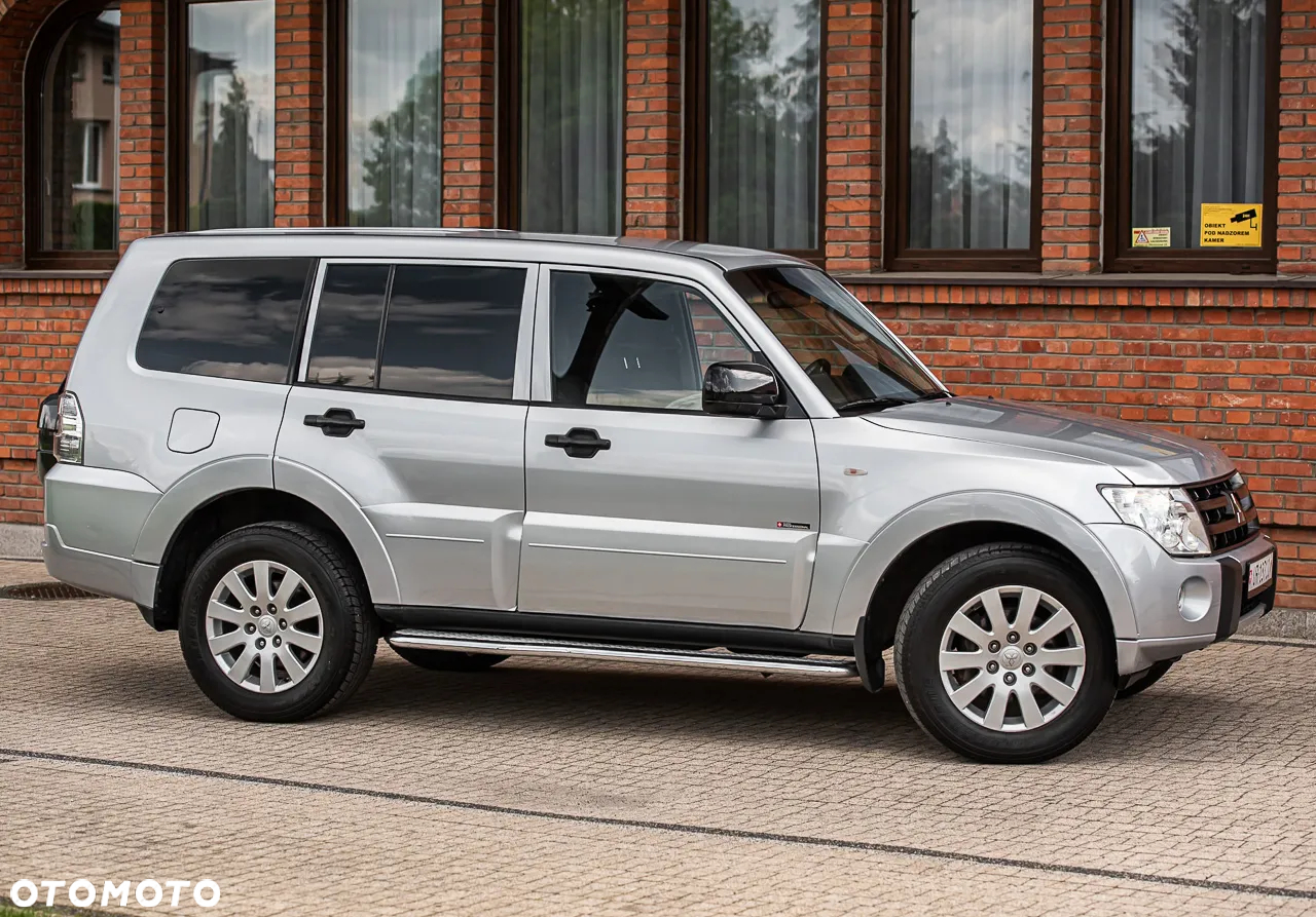 Mitsubishi Pajero 3.2 DID Intense - 18