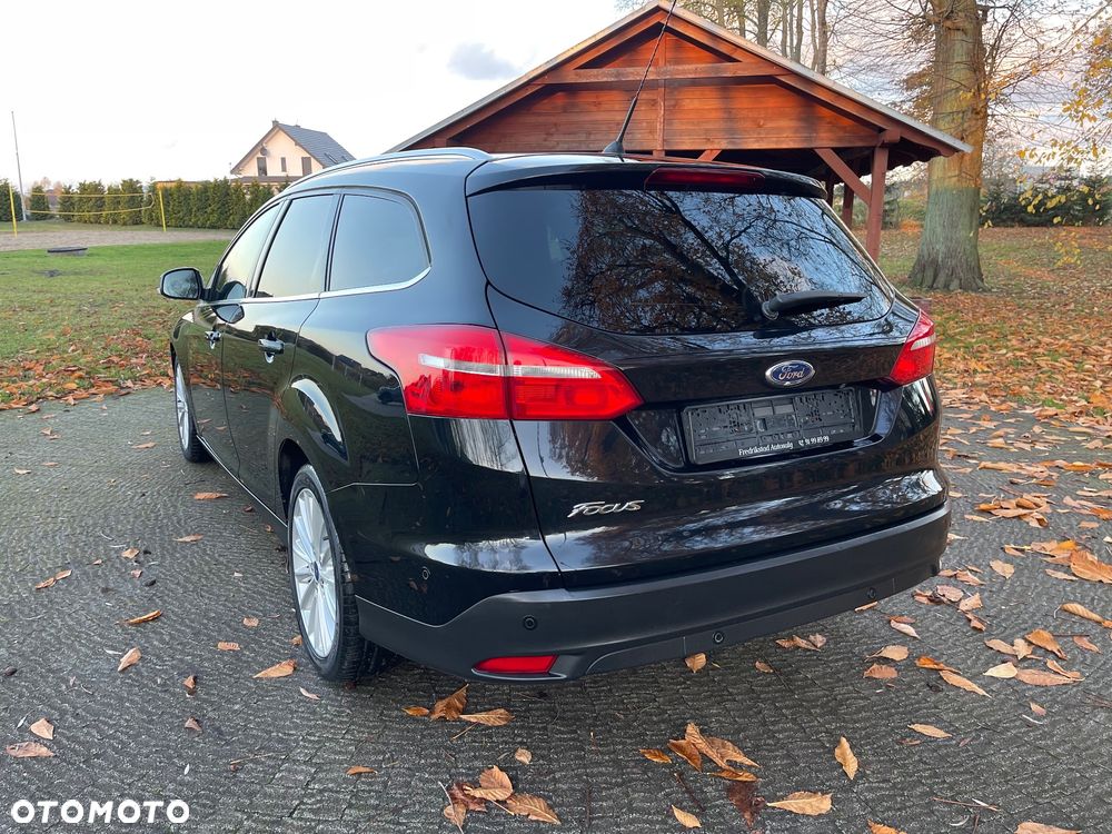 Ford Focus SW ver-turnier-1-5-ecoblue-start--stopp--system-titanium - 4