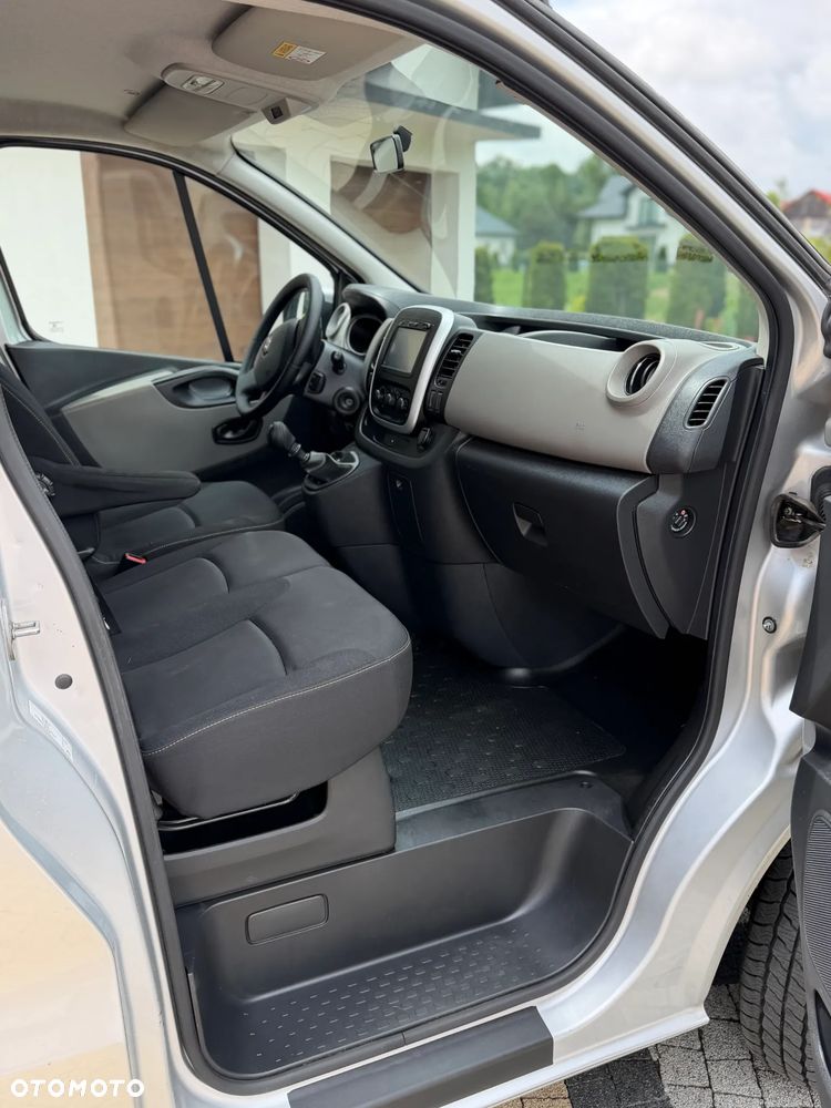 Renault TRAFIC - 29