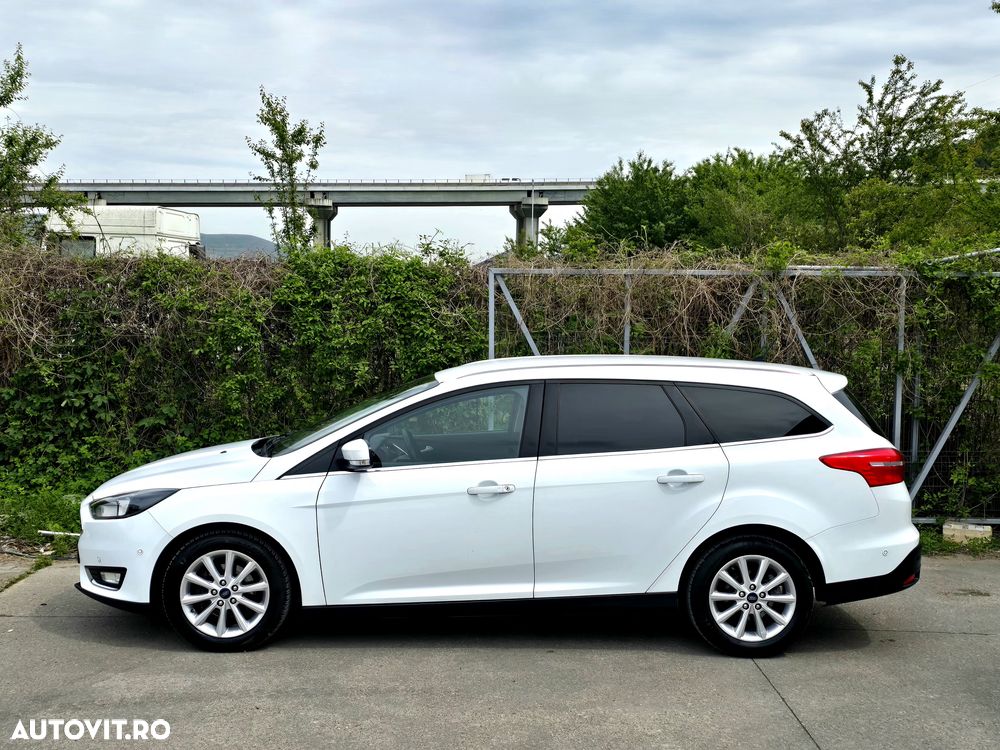 Ford Focus - 10