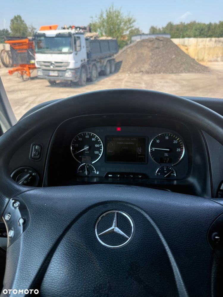 Mercedes-Benz ACTROS - 14