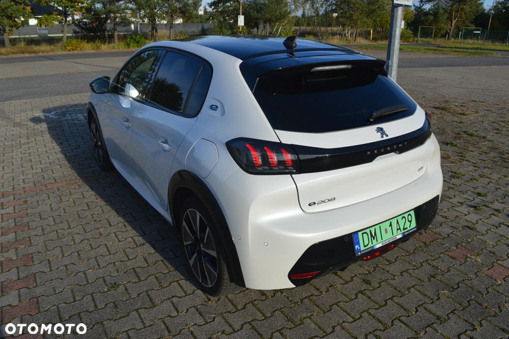 Peugeot 208 e-208 GT Line - 18