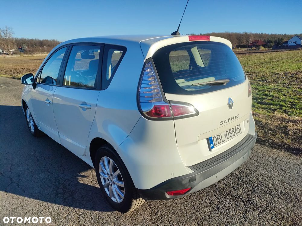 Renault Scenic ENERGY TCe 130 S&S Paris - 9