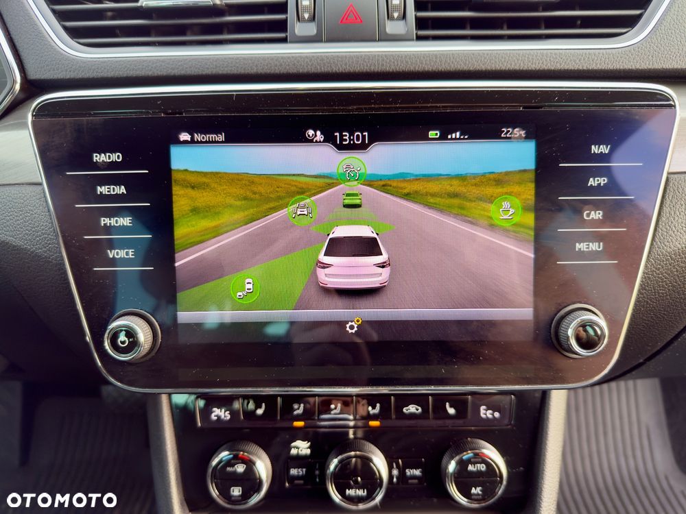 Skoda Superb 1.4 TSI ACT Style DSG - 32