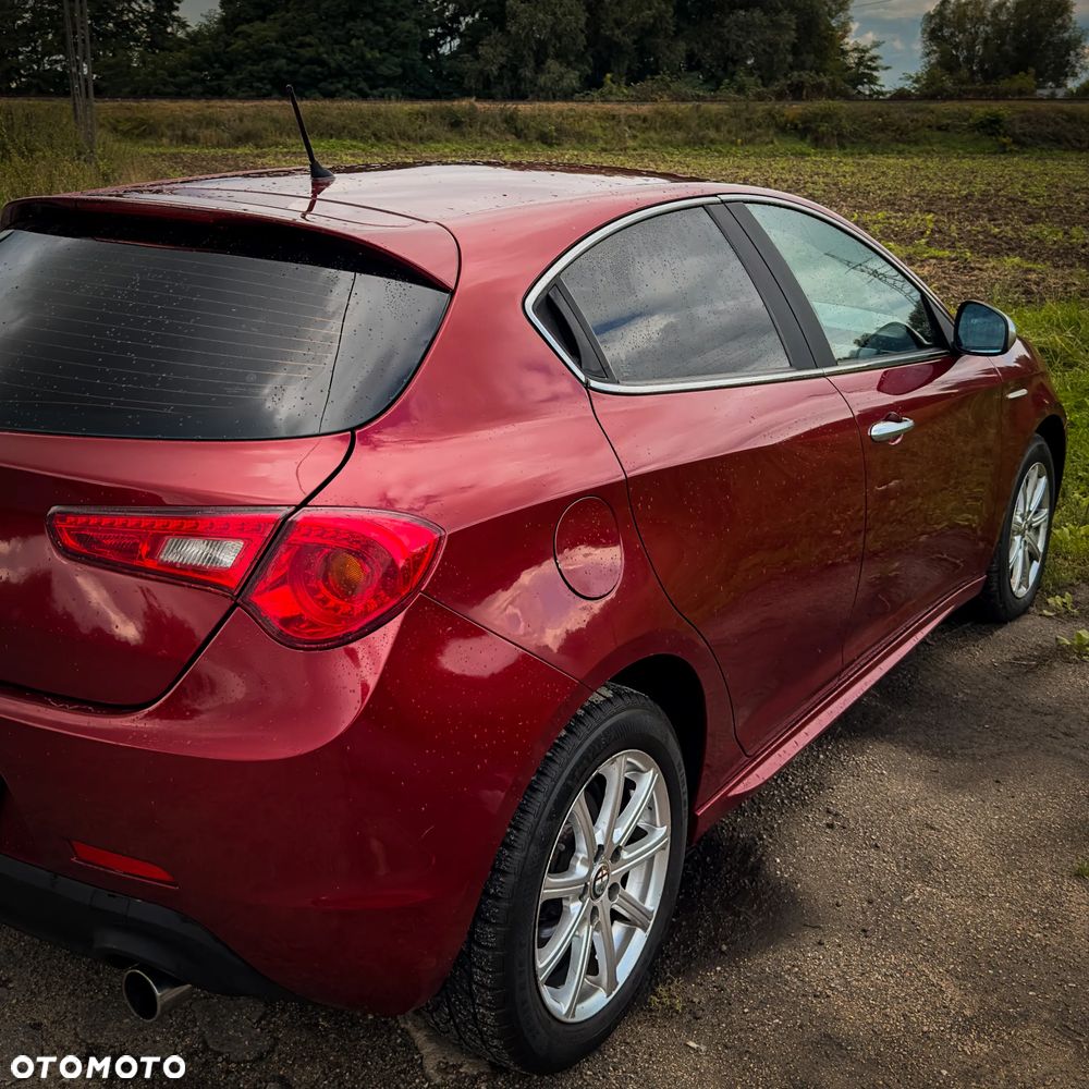 Alfa Romeo Giulietta 2.0 JTDM Distinctive - 7