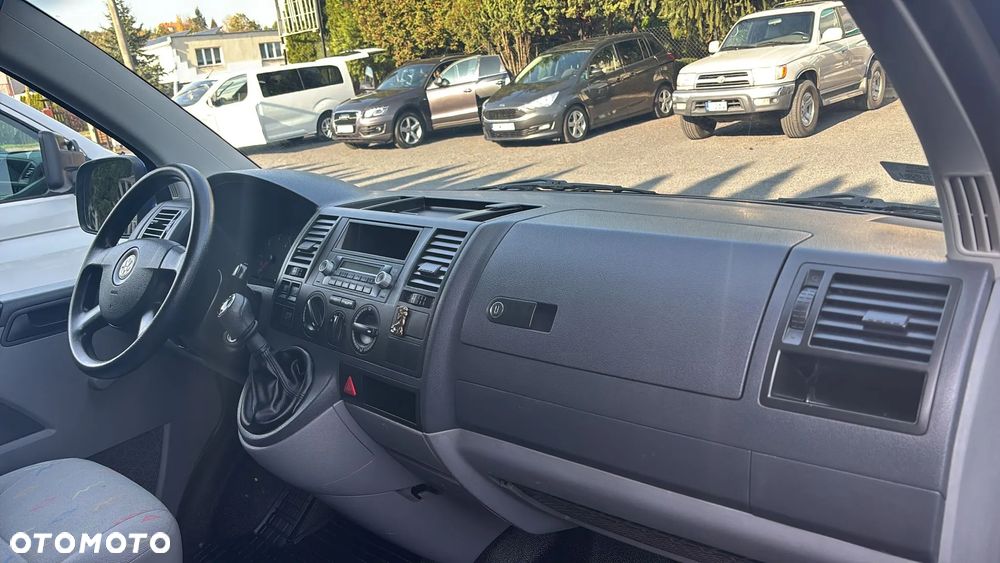 Volkswagen Transporter T5 - 13