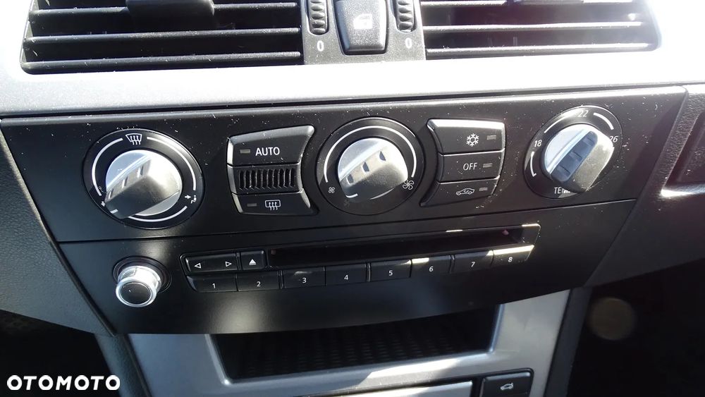 BMW Seria 5 525d - 20